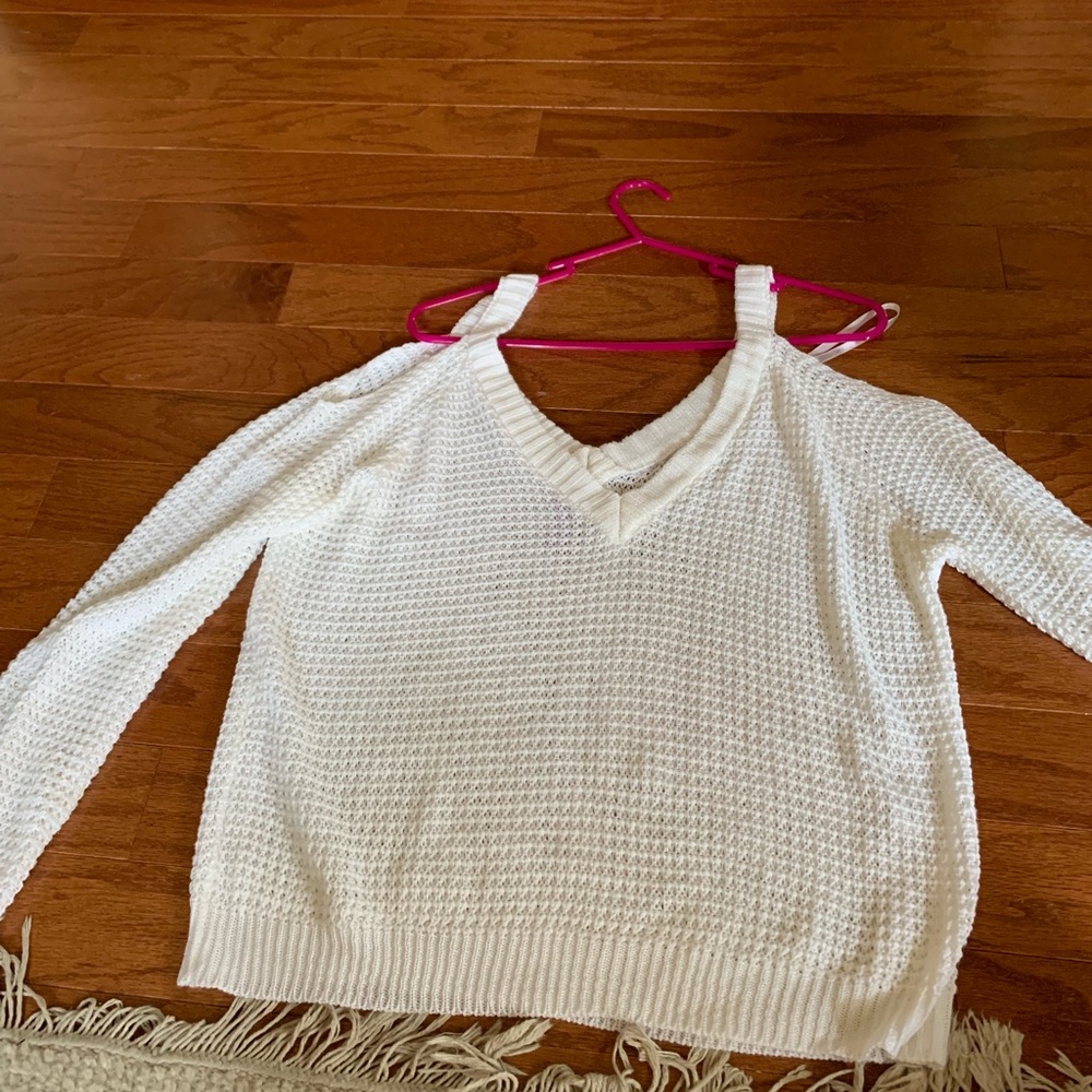 White knit sweater